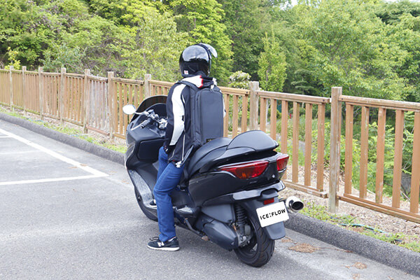 熱中症から命を守る！「絶対冷感」氷冷式・水冷式 冷却ベスト